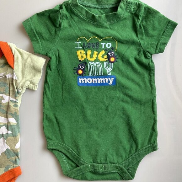 NIKE CAMO & BUG MOMMY BODYSUITS 0-6M BUNDLE - Picture 2 of 6